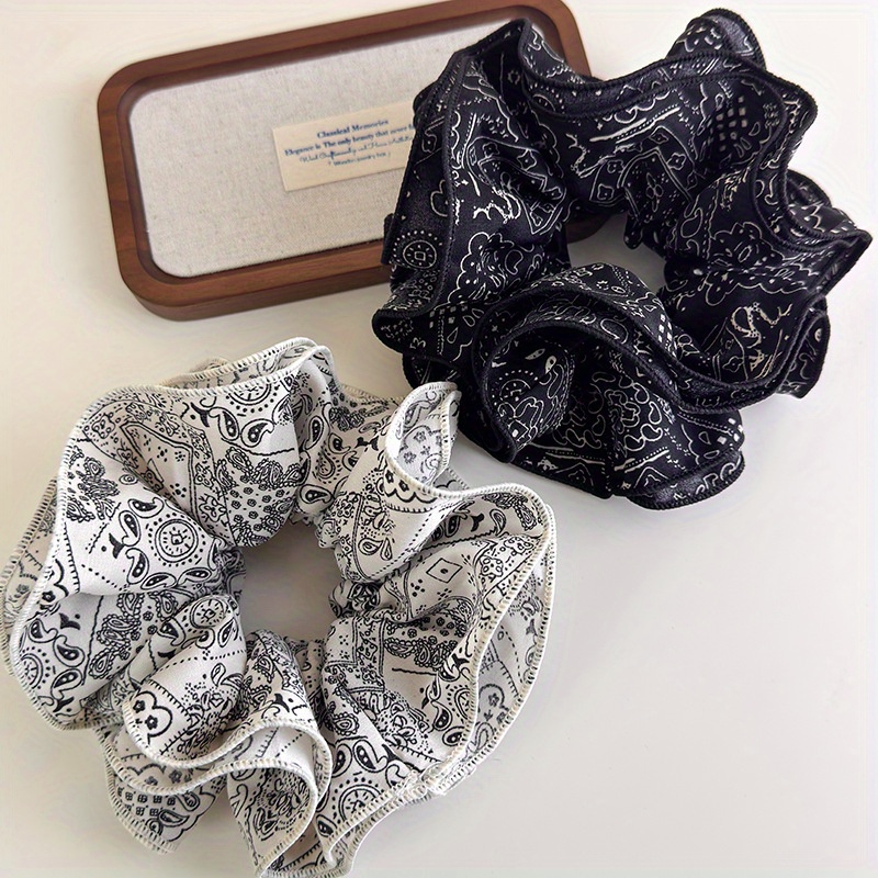 Travel Accessories In Bulk - Şık Saç Modelleri için Vintage Sanatsal